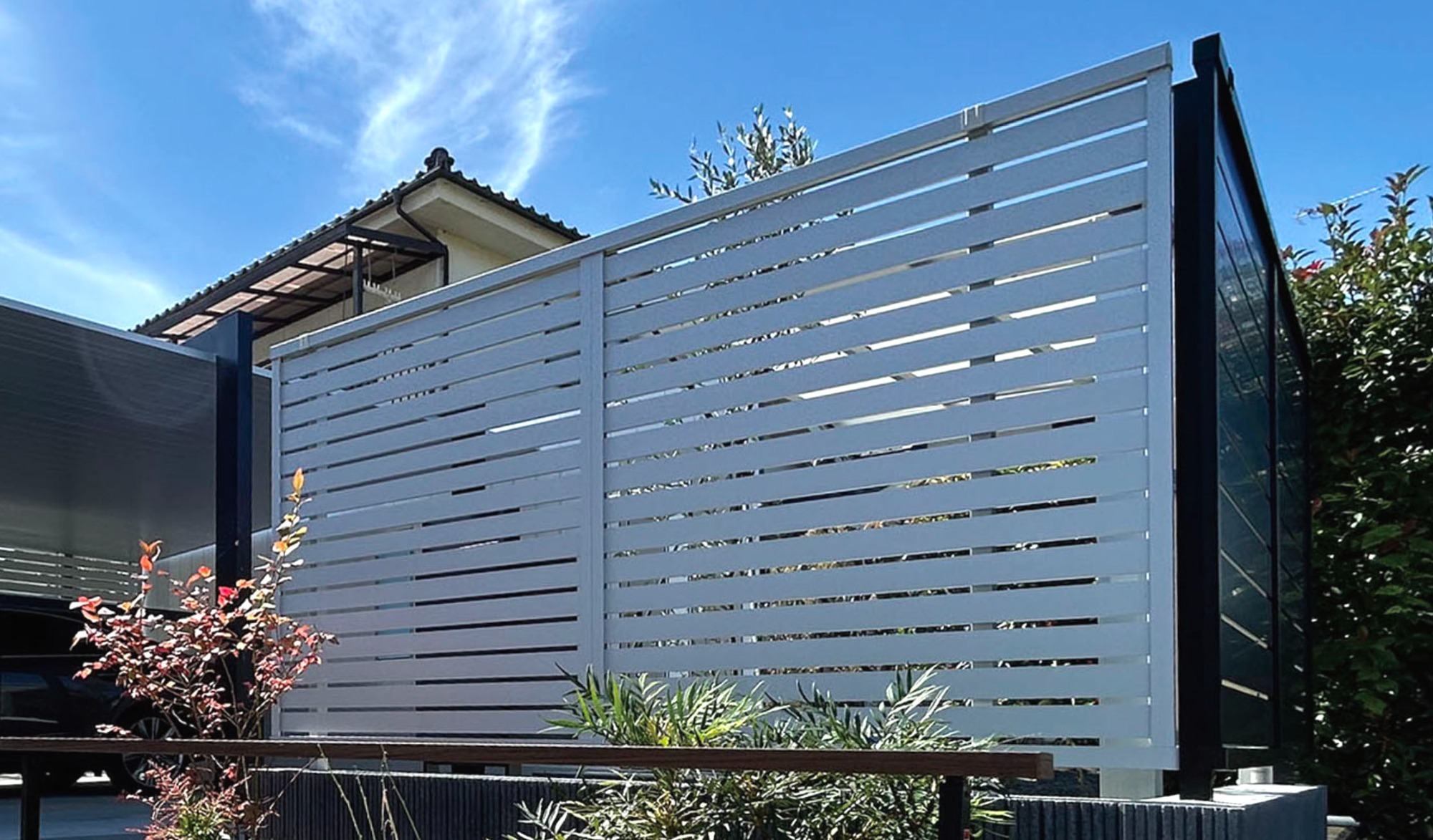 目隠しフェンスの展示